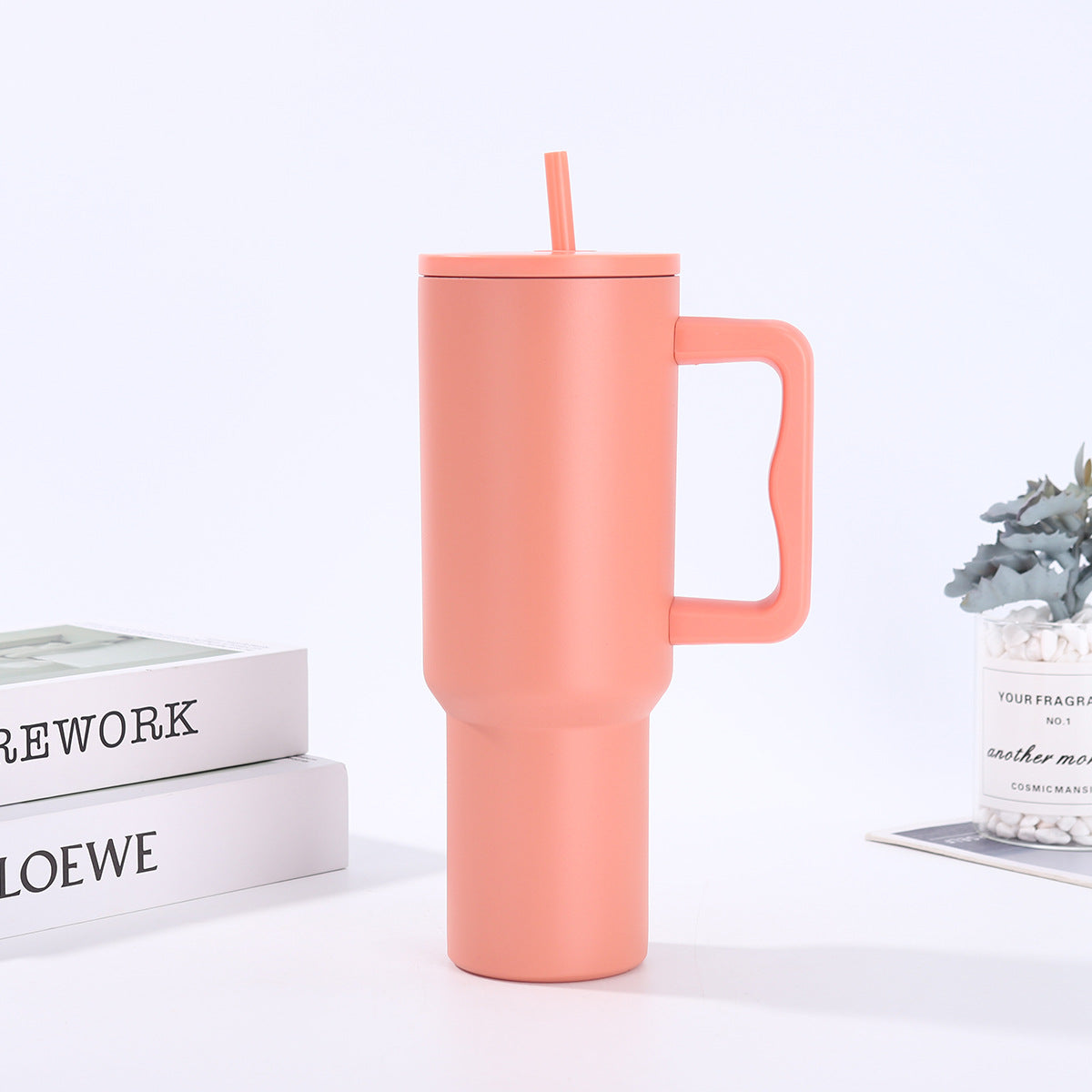 Handle-Equipped Insulated Stainless Steel Tumbler