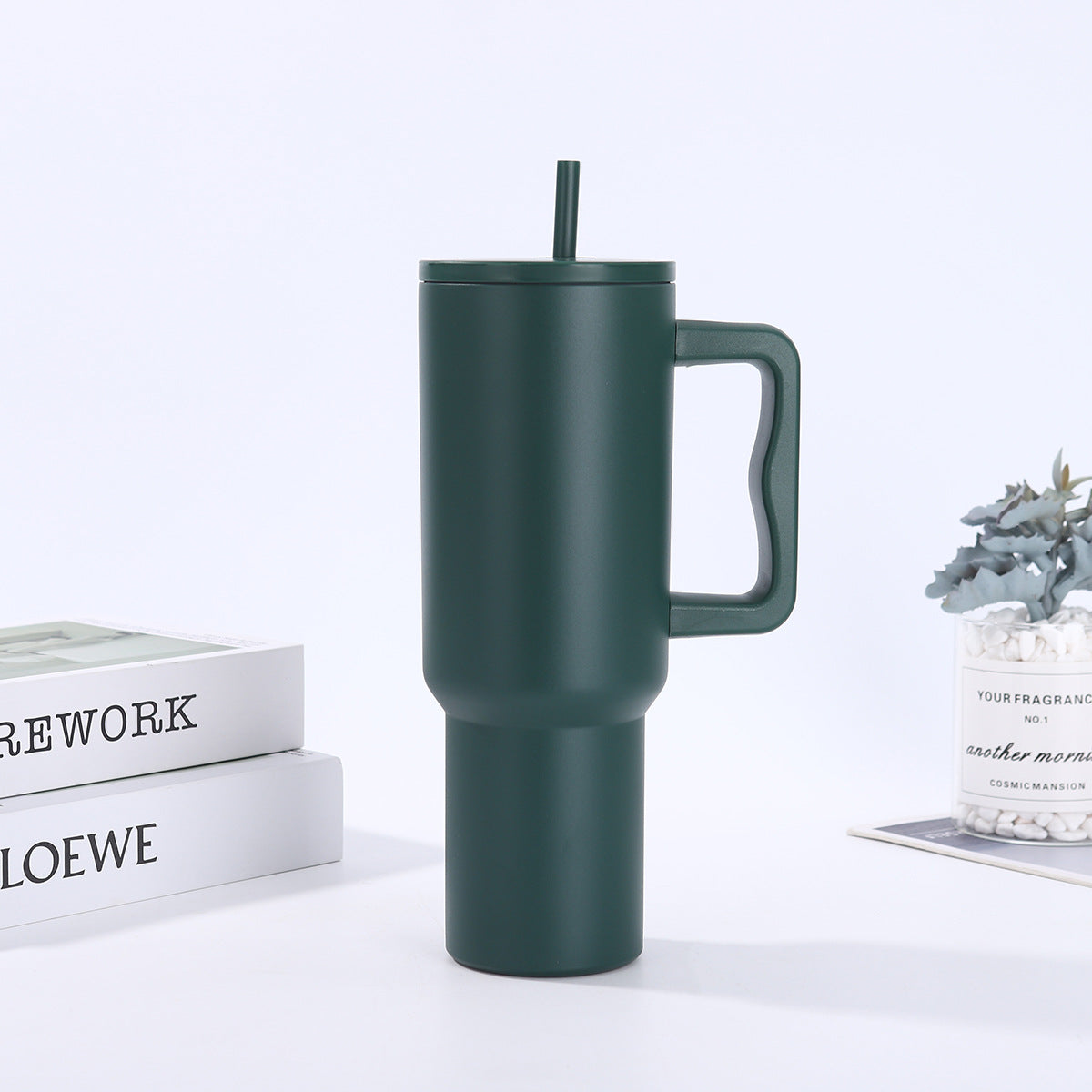 Handle-Equipped Insulated Stainless Steel Tumbler